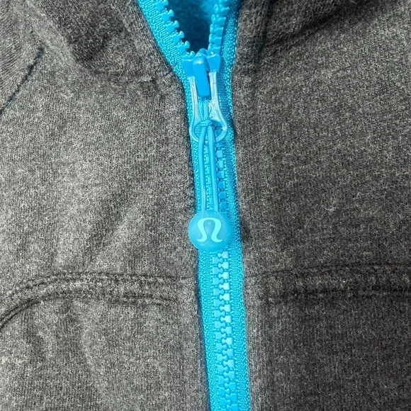 |•LULULEMON ATHLETICA•| Dark Grey & Blue Scuba Hooded Full Zip Sweatshirt Size 4 - Picture 3 of 9